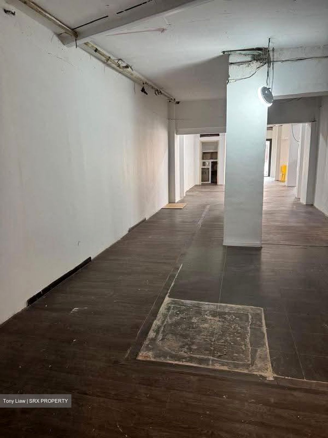 North Bridge Road (D7), Retail #639470021